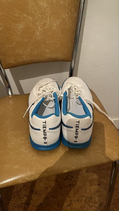 Nike Tiempo X – Tamanho 41 – Branco/Azul – Usados uma vez