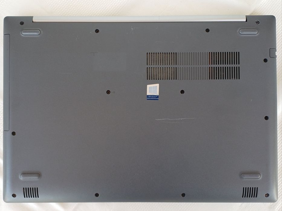 Portátil Lenovo IdeaPad 320 – AMD A12, 16GB RAM, 447GB SSD, 320GB HD