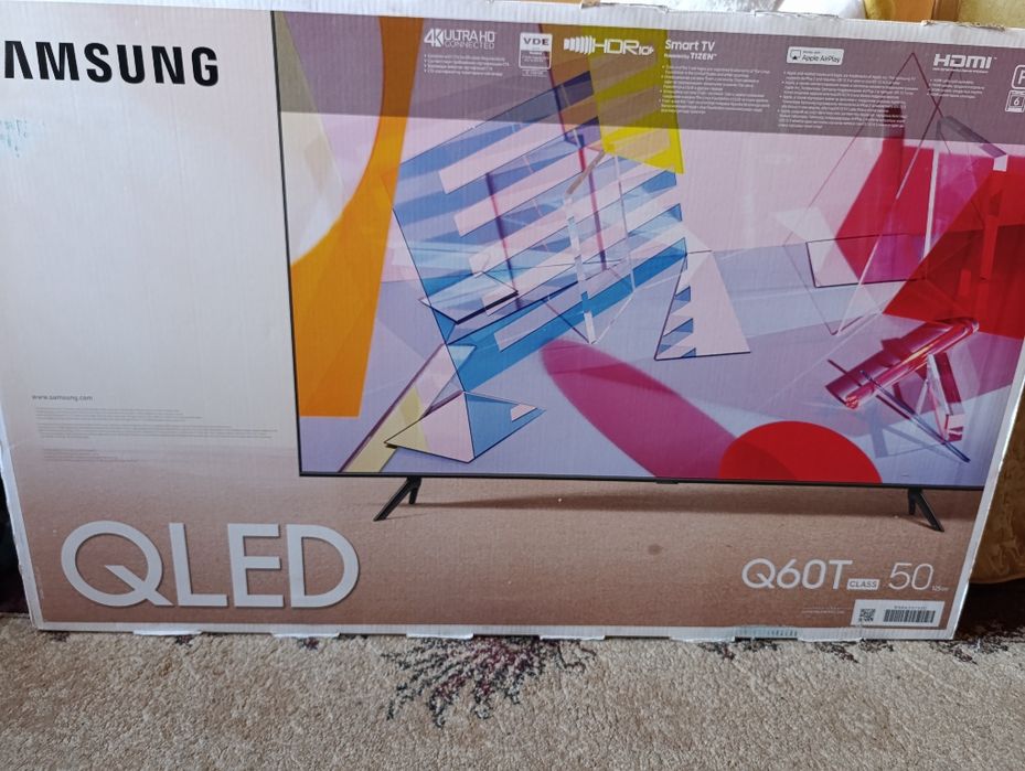 Телевізор Samsung QE50Q60DAUXUA