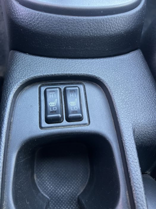 Продам Mitsubishi Lancer IX 2007 год 2,0 на механике
