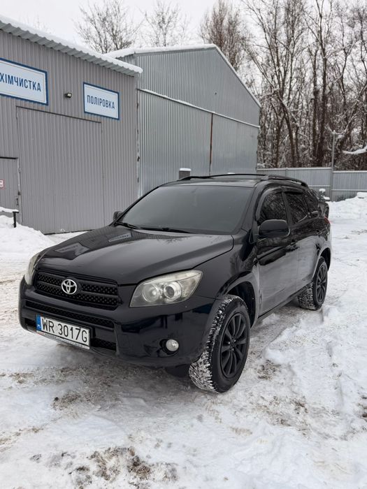 Toyota RAV4 LONG 2006 2.4 газ/бенз для військового