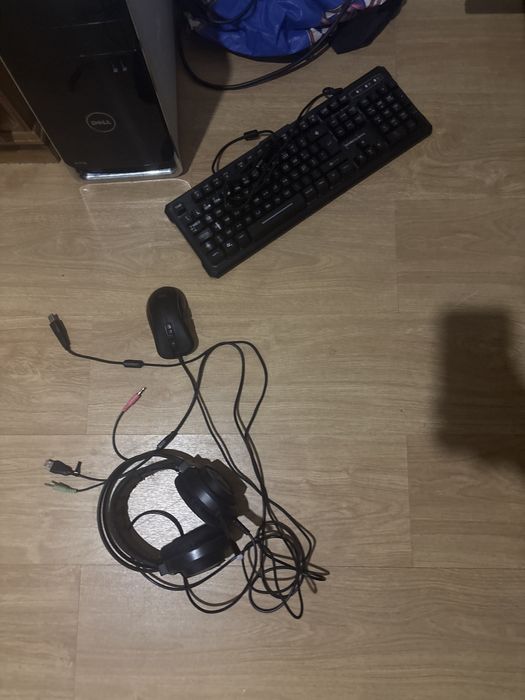 Pc monitor teclado e rato