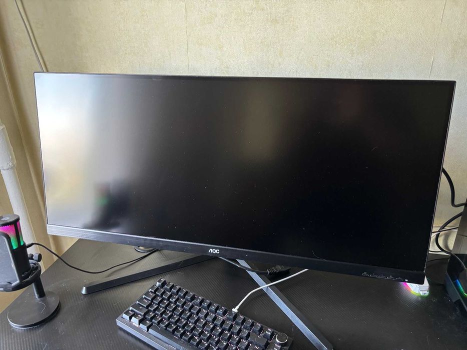 Монітор 34" AOC U34G3XM/EU -- UWQHD / 144 Hz / 8-bit / sRGB 121% / Adaptive Sync / G-SYNC Compatible / Freesync Premium / DisplayHDR 10