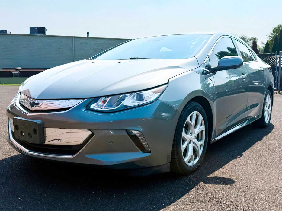 Chevrolet Volt Premier      2017