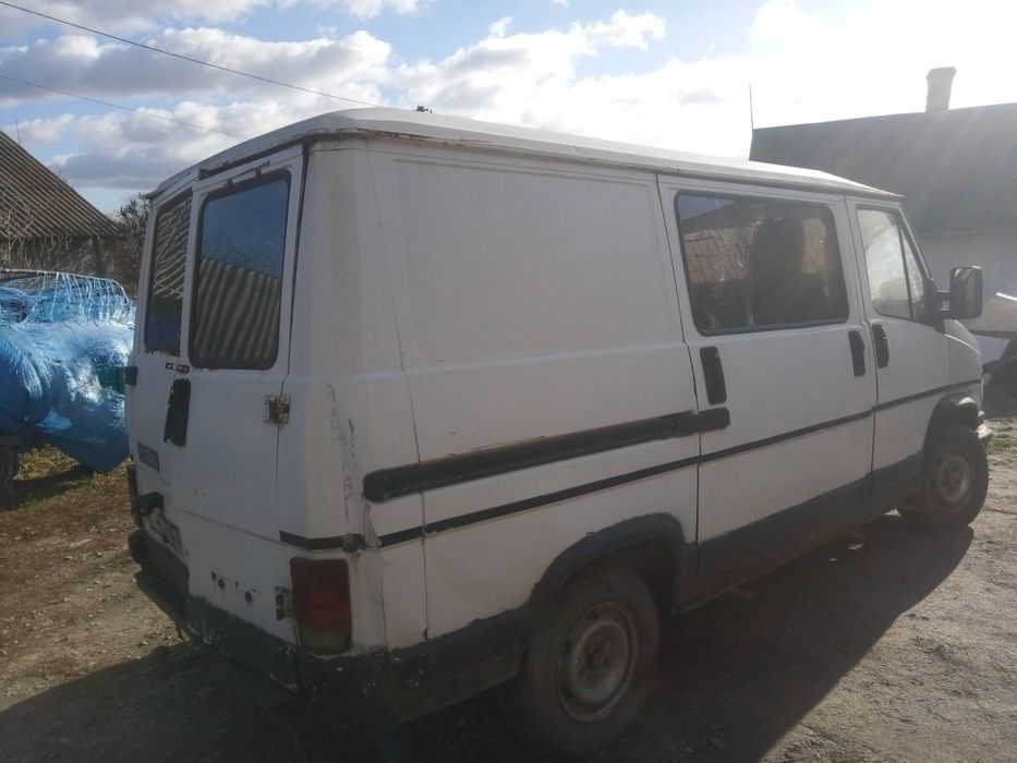 Розбираю Фіат Дукато, є мотор 1,9 простий