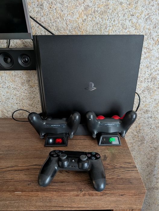 Playstation 4 pro  1 tb