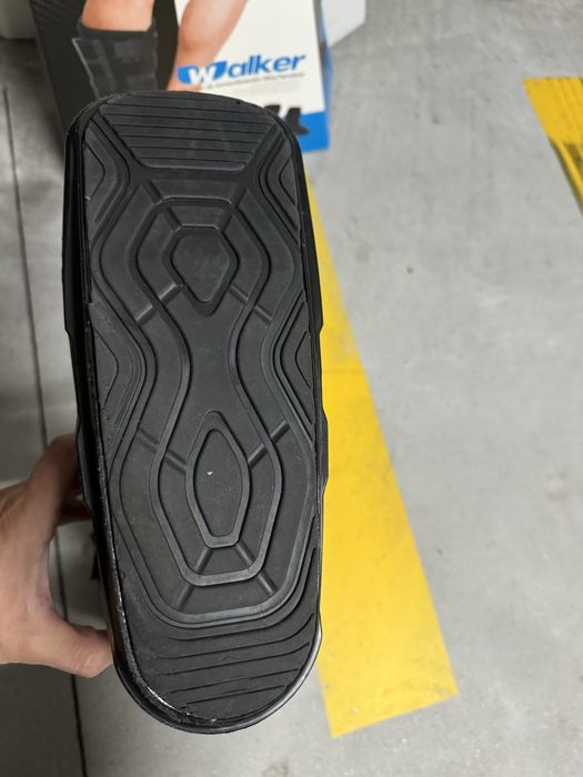 Bota walker para venda.