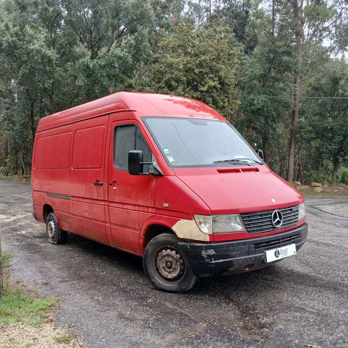 Mercedes Sprinter 2.9CDI de 1997 - Peças Usadas
