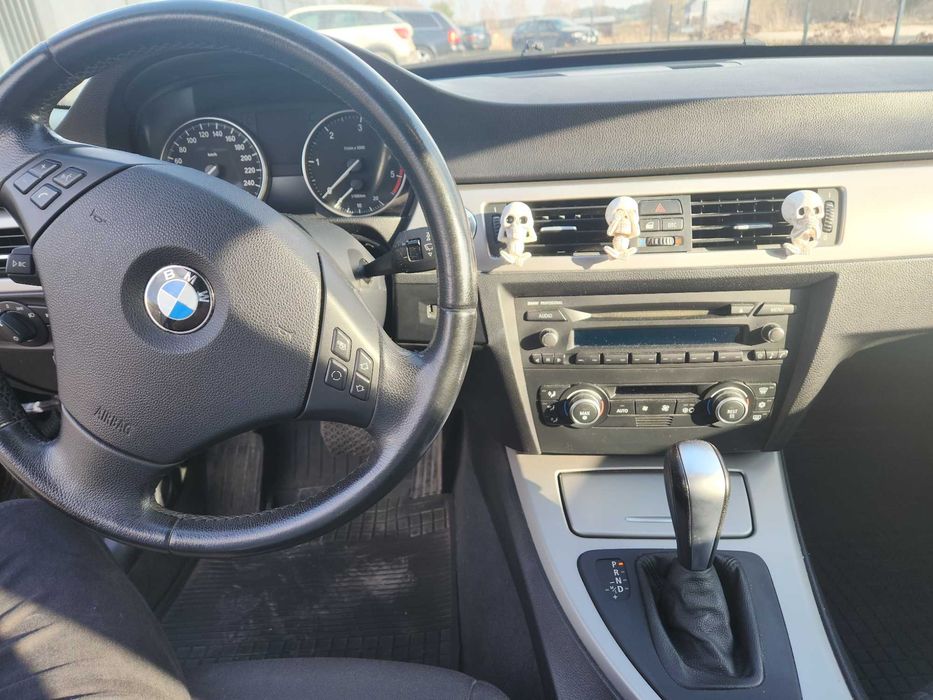 Bmw 3 e91 320D 2007 automat