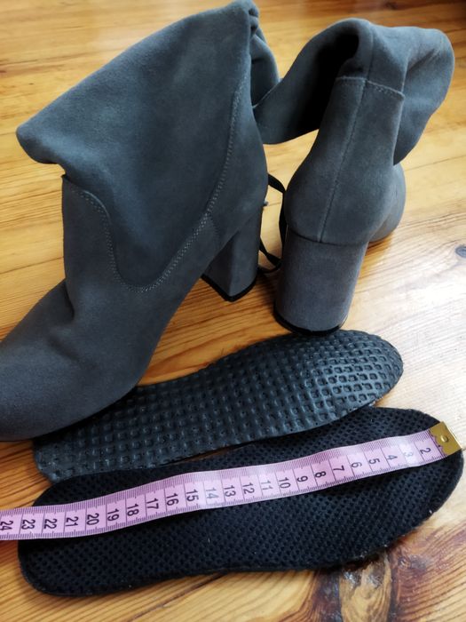 Чобітки жіночі, натуральна замша EXOUISITE BUT