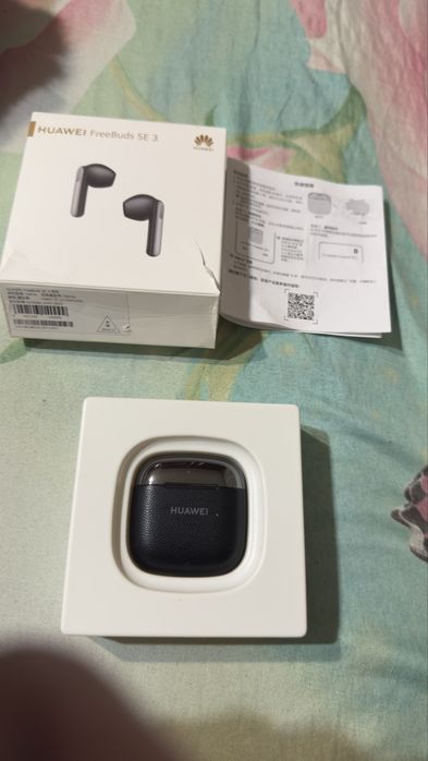 Продам навушники Huawei FreeBuds se 3