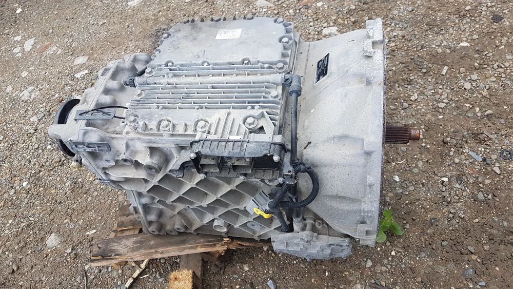 SKRZYNIA BIEGOW KOMPLETNA AUTOMAT 2412 F VOLVO FH 4 GAMA T EURO 6