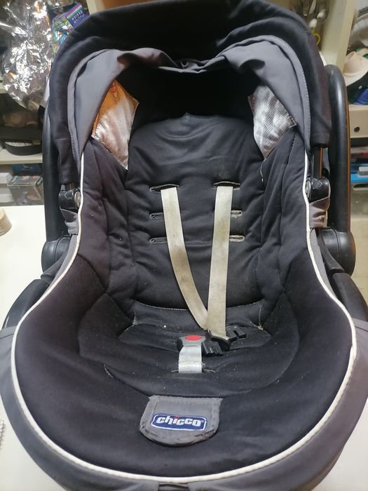 Ovo com isofix chicco