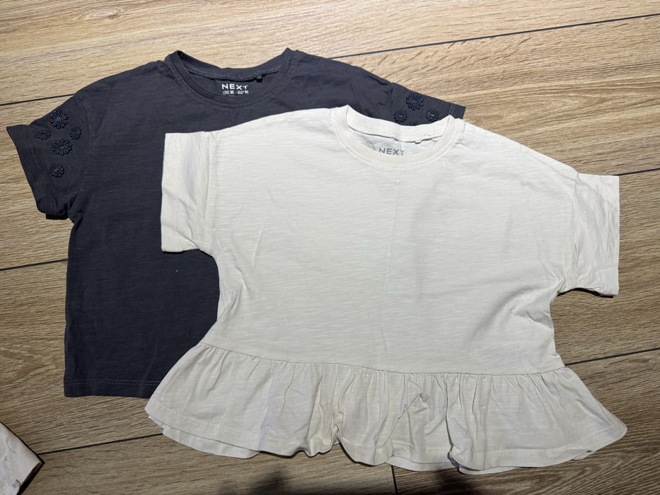 Футболки next для дівчинки 2-3 р