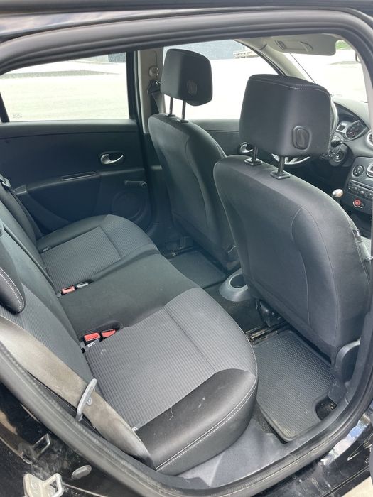 Renault clio продаж