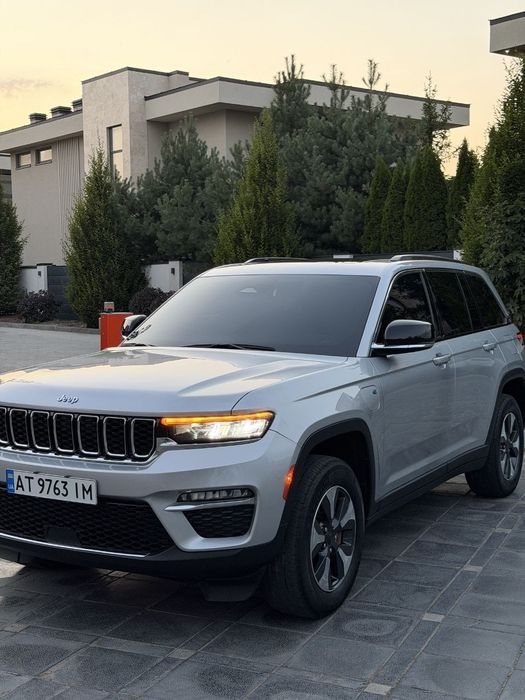 Автомобіль Grand Cherokee limited