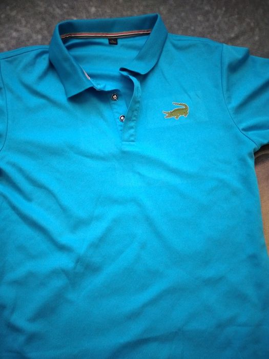 Віддам чоловічу футболку л