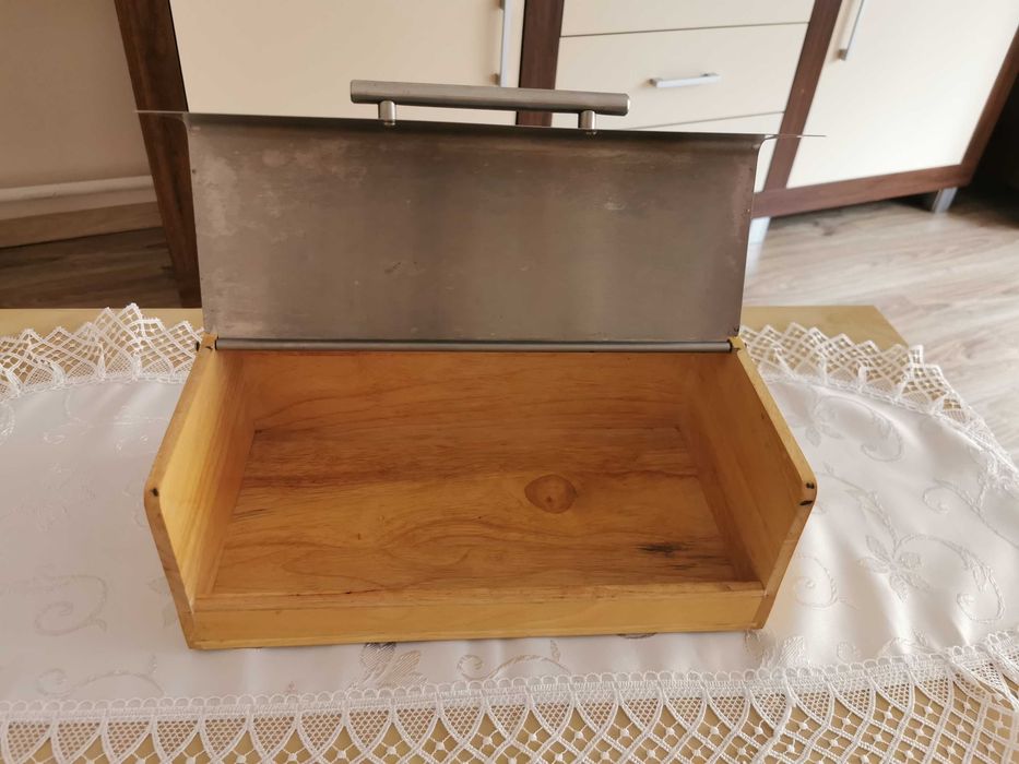 Chlebak drewniany