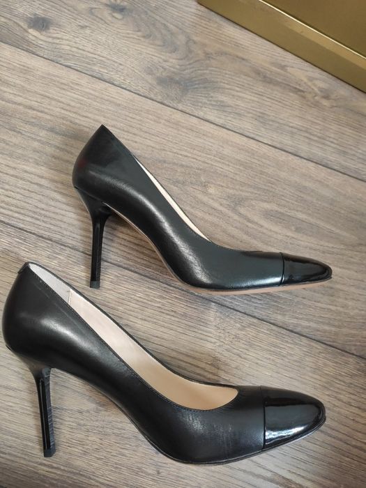 Туфли кожаные Carlo Pazolini новые 37 р.