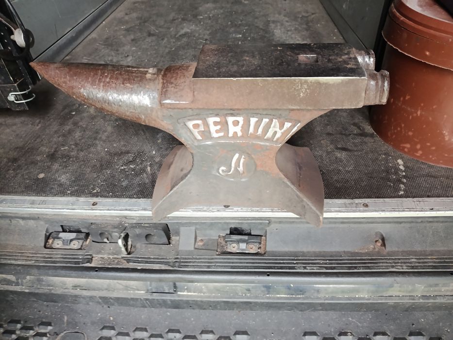 Kowadło podkuwnicze Perun 40kg