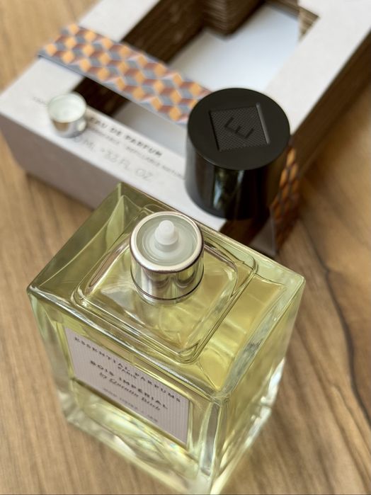 Essential Parfums Bois Imperial оригінал розпив від 2 мл.