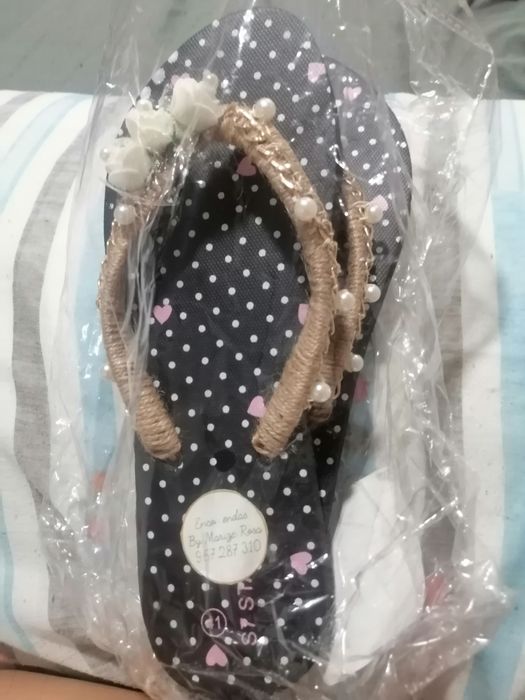 Chinelas artesanais tipo havaianas