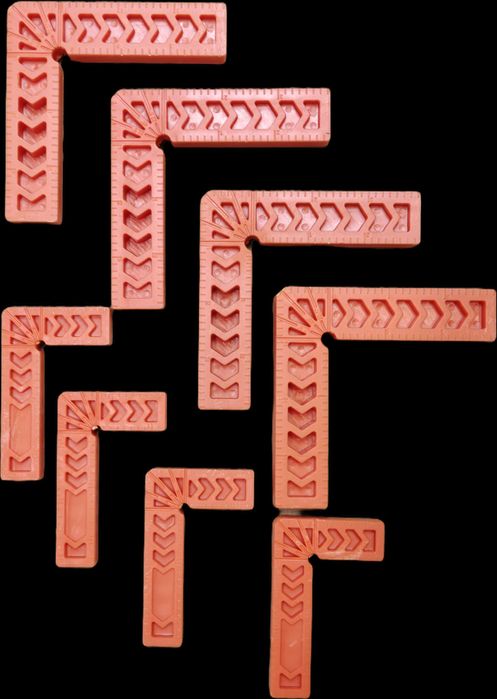 Набір посилених кутників під 90°, 8 шт (4×100×100 мм + 4×80×50 мм)