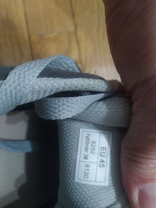 Трекінгове взуття(кросівки черевики) р.45 29-29,5см.