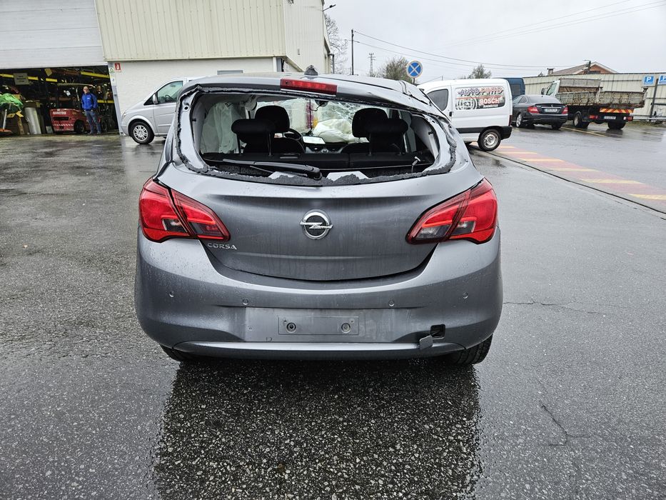 Opel Corsa E 1.2i de 2018 para peças