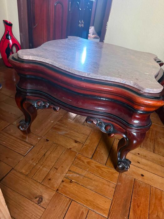 Móvel de sala com bar