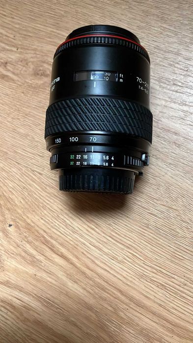 Objetiva Tokina AF 70-210mm f/4-5.6