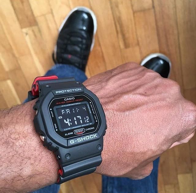 Мужские часы Casio DW-5600HR-1E ! Оригинал! Фирменная гарантия 2 года!