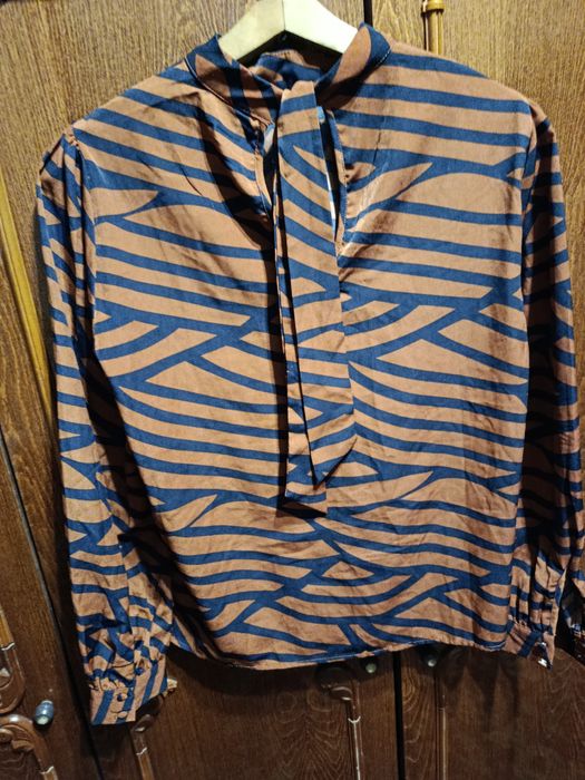 Продам стильные блузки,футболки