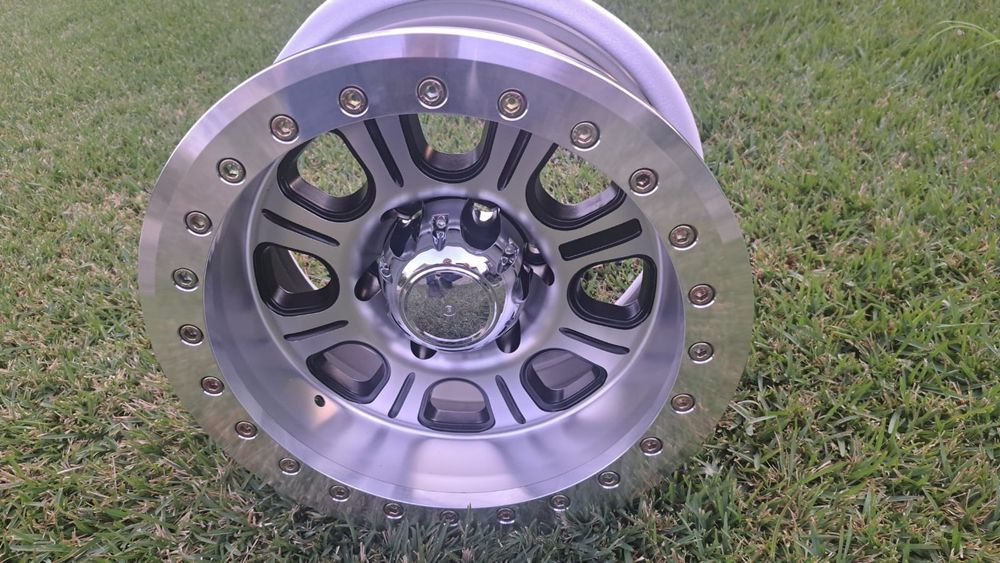 Jantes 16 de aluminio com beadlock