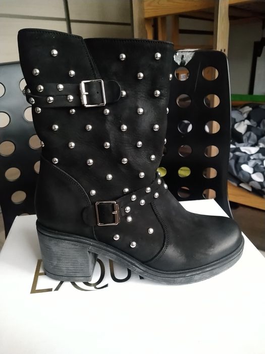 botki z ćwiekami r. 36 małe