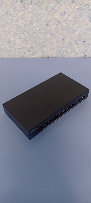 10-портовий керований PoE комутатор Dahua DH-CS4010-8GT-110