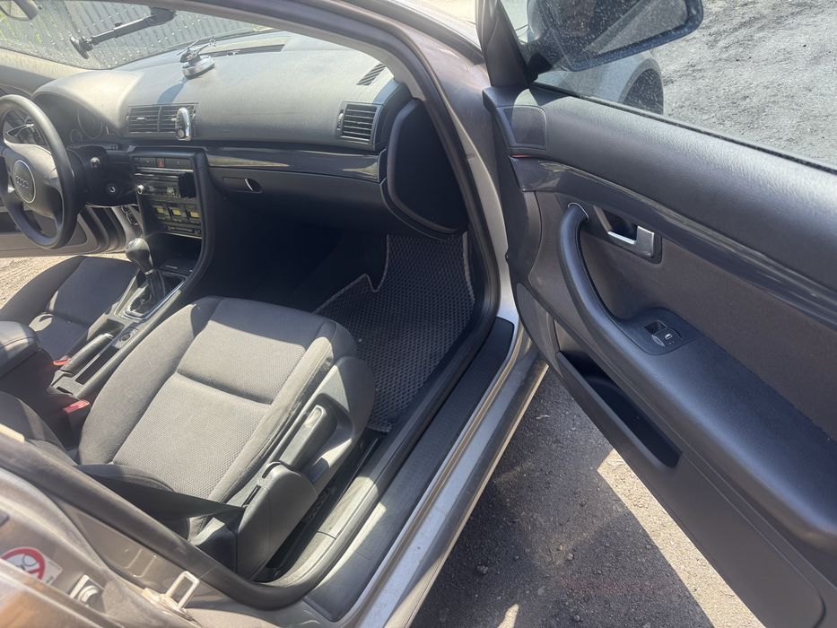 AUDI A4 2004 VIN WAUZZZ8E05A121076 фото оголошення 3 з 8