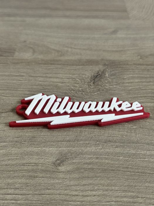 Brelok dla Fanów Milwaukee – Oryginalny Dodatek w Druku 3D