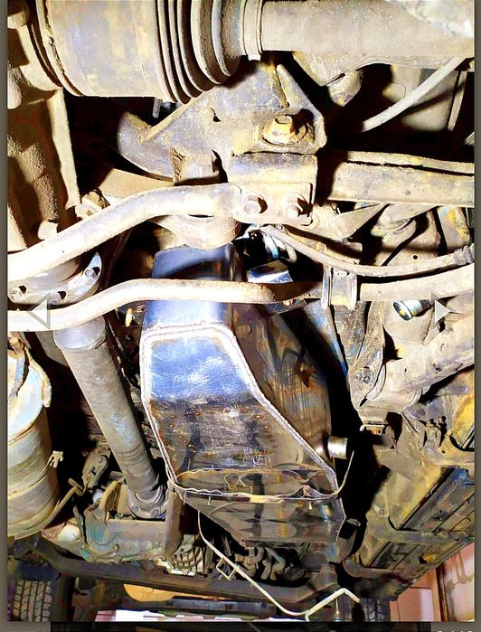 Mitsubishi Pajero Wagon 3 - 4   3.0, 3.8,3.5, 3.2  Паливний  бак