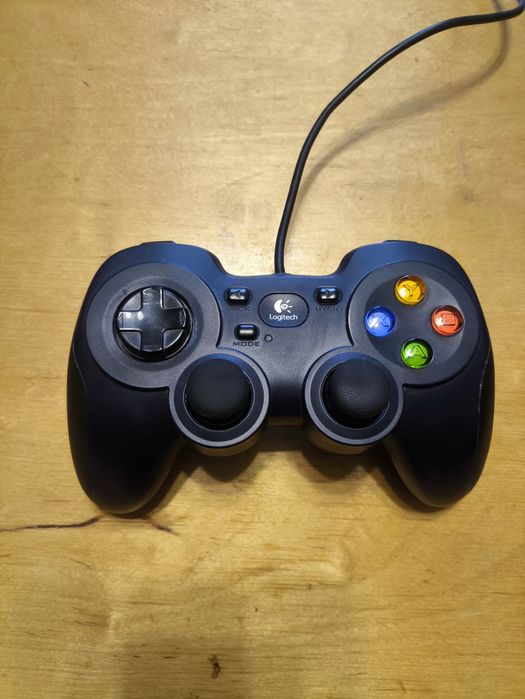 Джойстик Геймпад Logitech F310