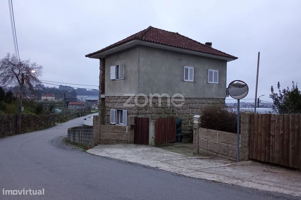 Moradia T3 em Modelos Paços de Ferreira