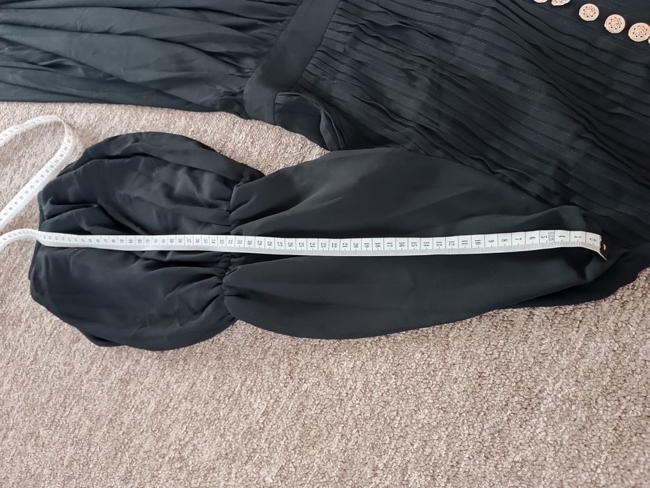 Sukienka Miss Rosier z metką