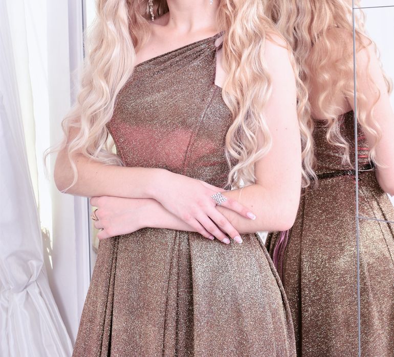 Випускне плаття, вечірня сукня