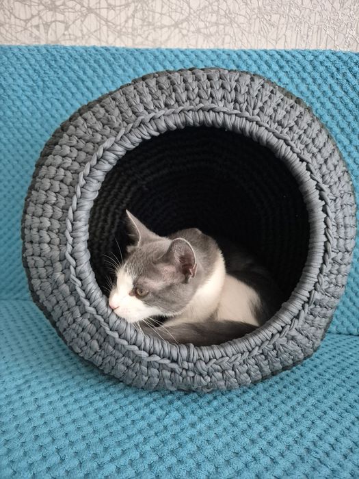 Будиночок  для котика,лежанка