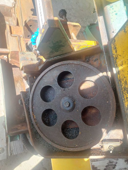 Piła taśmowa bemato eu 250