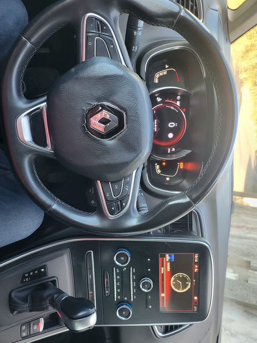 Vende se carrinha 7 lugares