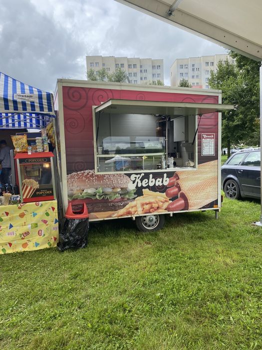 Wynajem food truck z kucharzem, wynajem przyczepy gastr. na imprezy