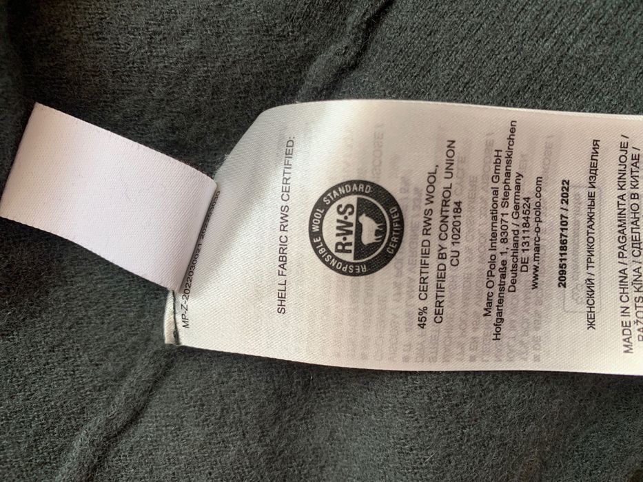 Вовняна сукня від бренду Marc O’Polo. Підійде на розмір L,XL.