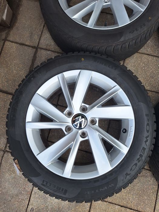 Koła zimowe VW Golf Caddy touran 205 55 r16