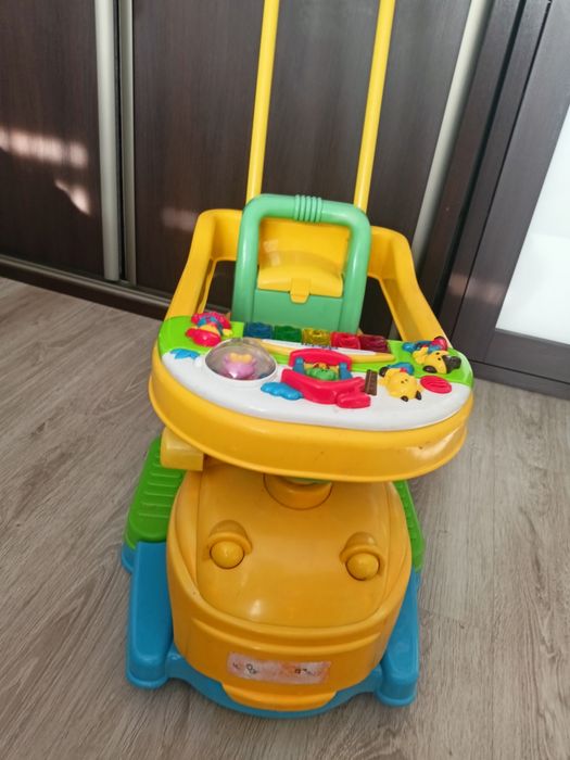 Samochodzik wielofunkcyjny Chicco 12m+